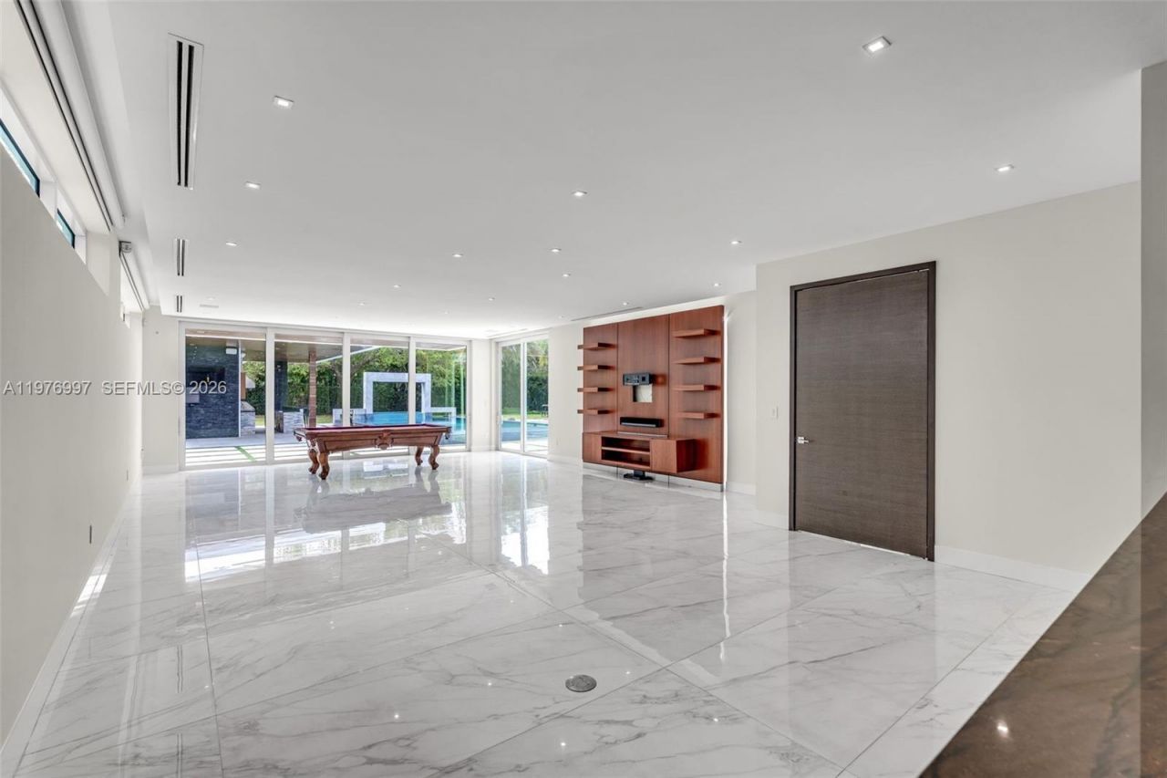 6300 SW 126th St , Pinecrest, FL 33156 Photo