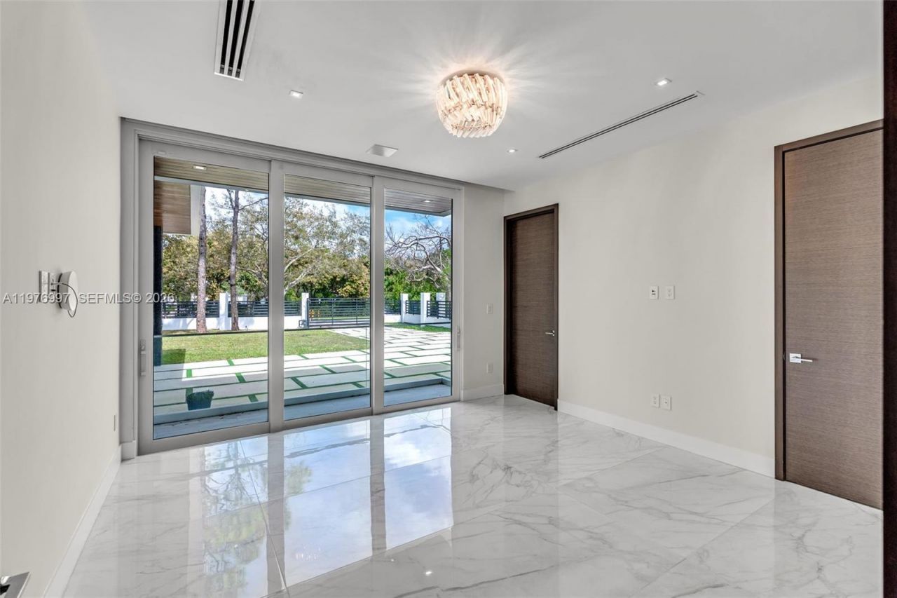 6300 SW 126th St , Pinecrest, FL 33156 Photo