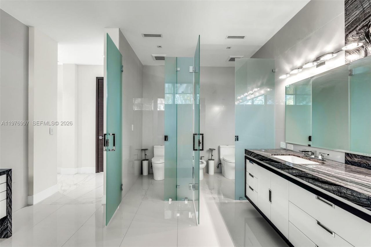 6300 SW 126th St , Pinecrest, FL 33156 Photo