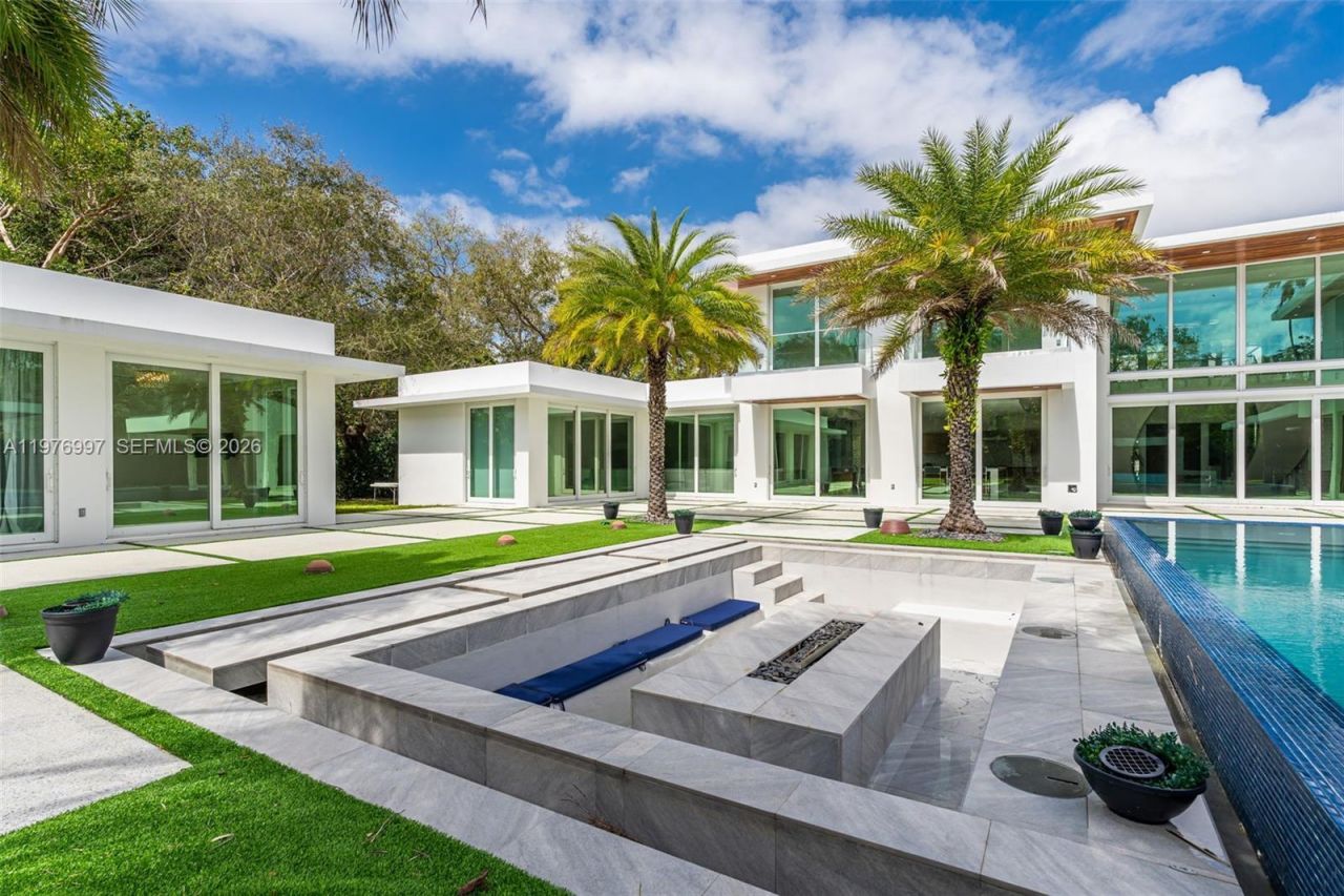 6300 SW 126th St , Pinecrest, FL 33156 Photo