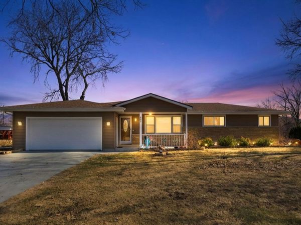 900 Barber Lane , Joliet, IL 60435