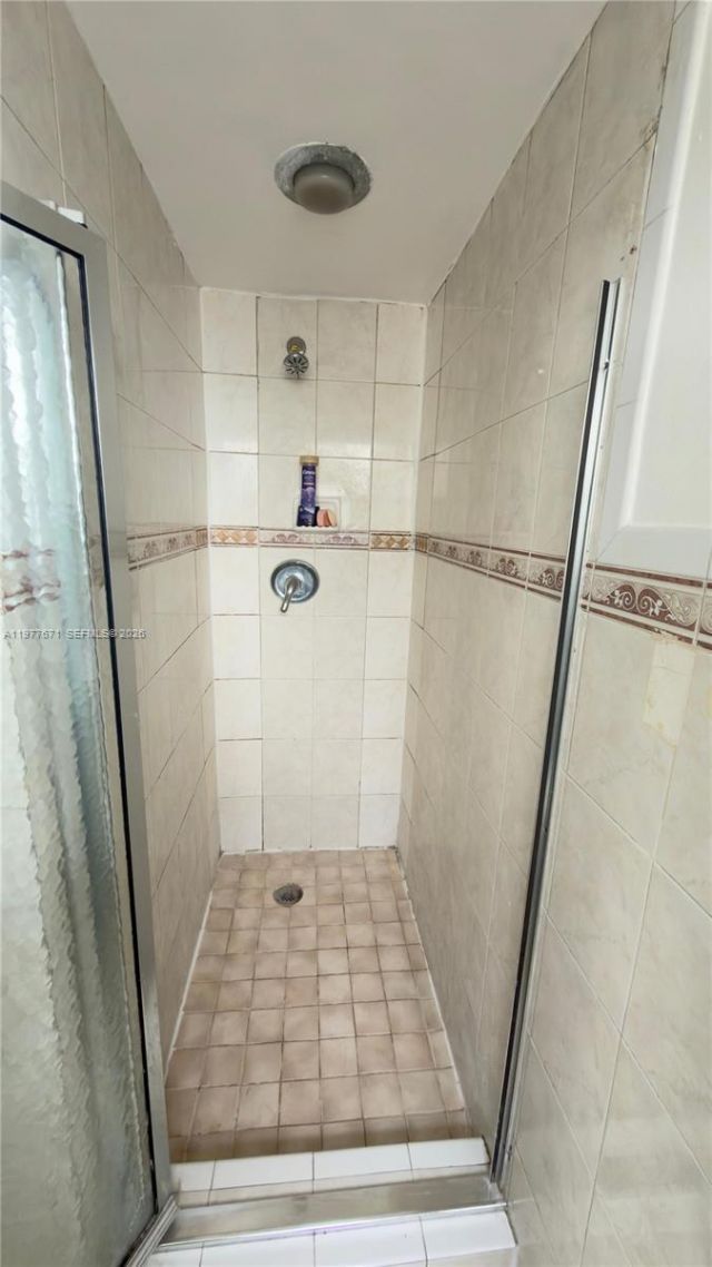 11925 NE 2nd Ave , Unit B207, North Miami, FL 33161 Photo