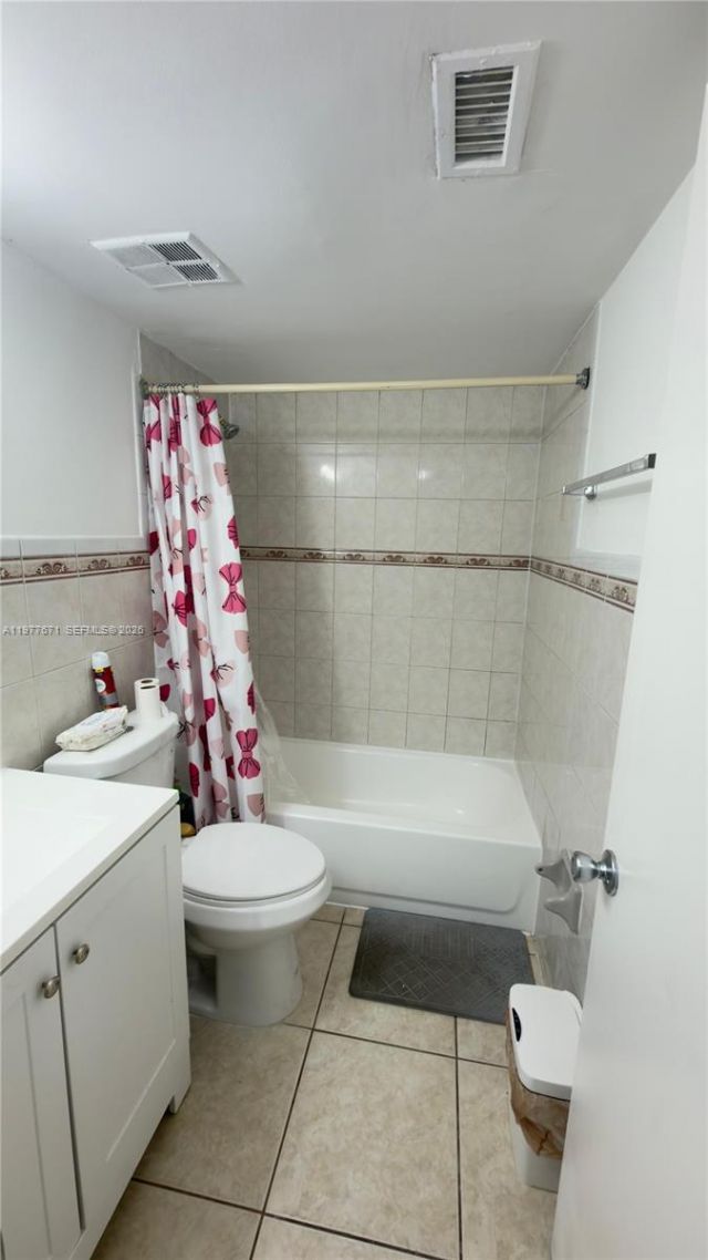 11925 NE 2nd Ave , Unit B207, North Miami, FL 33161 Photo