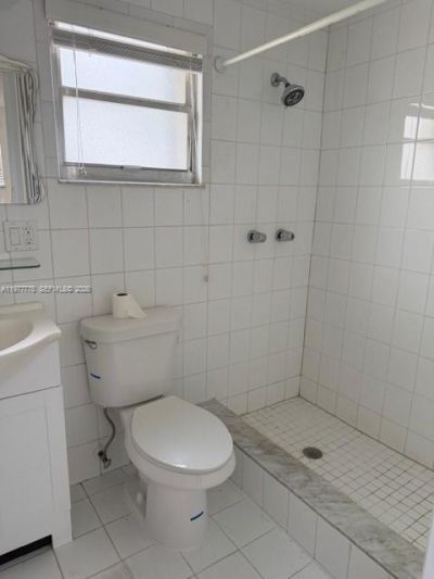 10945 SW 41st St, Miami, FL 33165 Photo