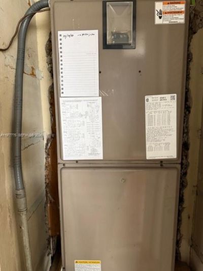 10945 SW 41st St, Miami, FL 33165 Photo