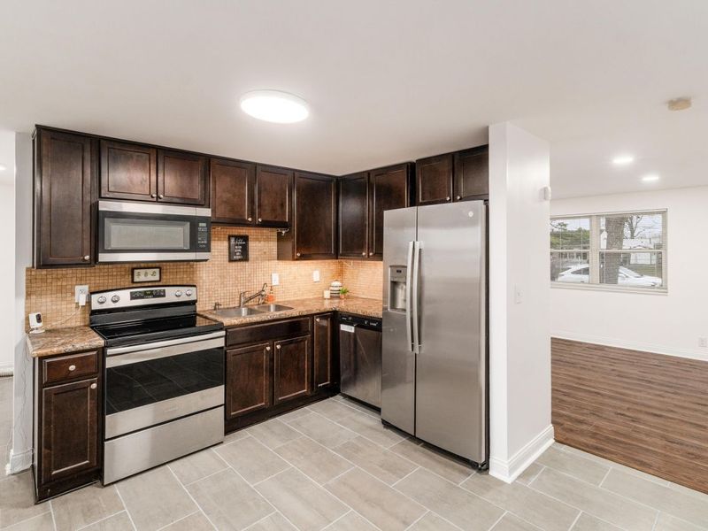 362 Banbury Drive, Columbus, OH 43230 Photo 11