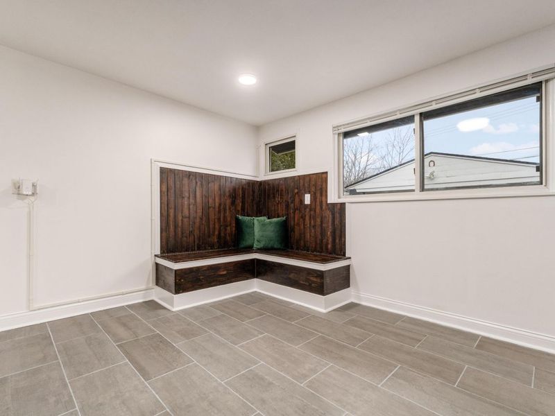 362 Banbury Drive, Columbus, OH 43230 Photo 7