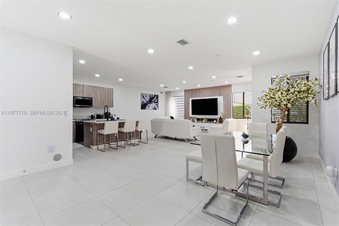 13615 SW 157th Ct , Miami, FL 33196 Photo