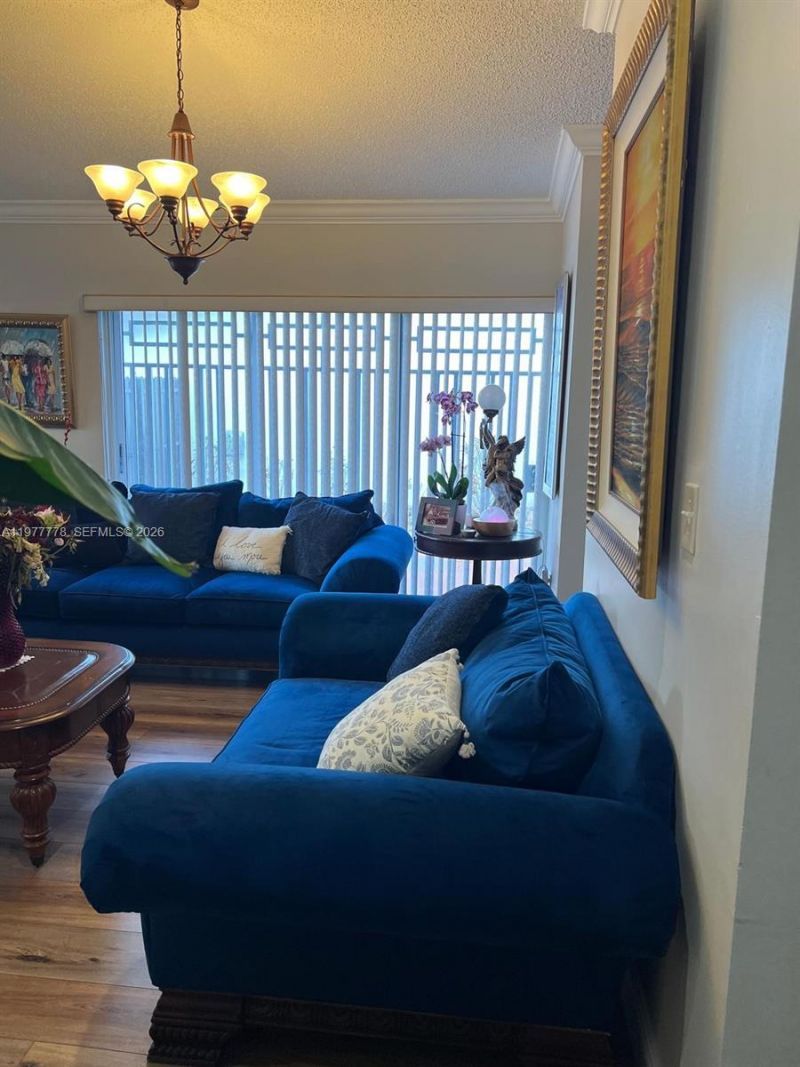 4911 SW 142nd Pl , Miami, FL 33175 Photo