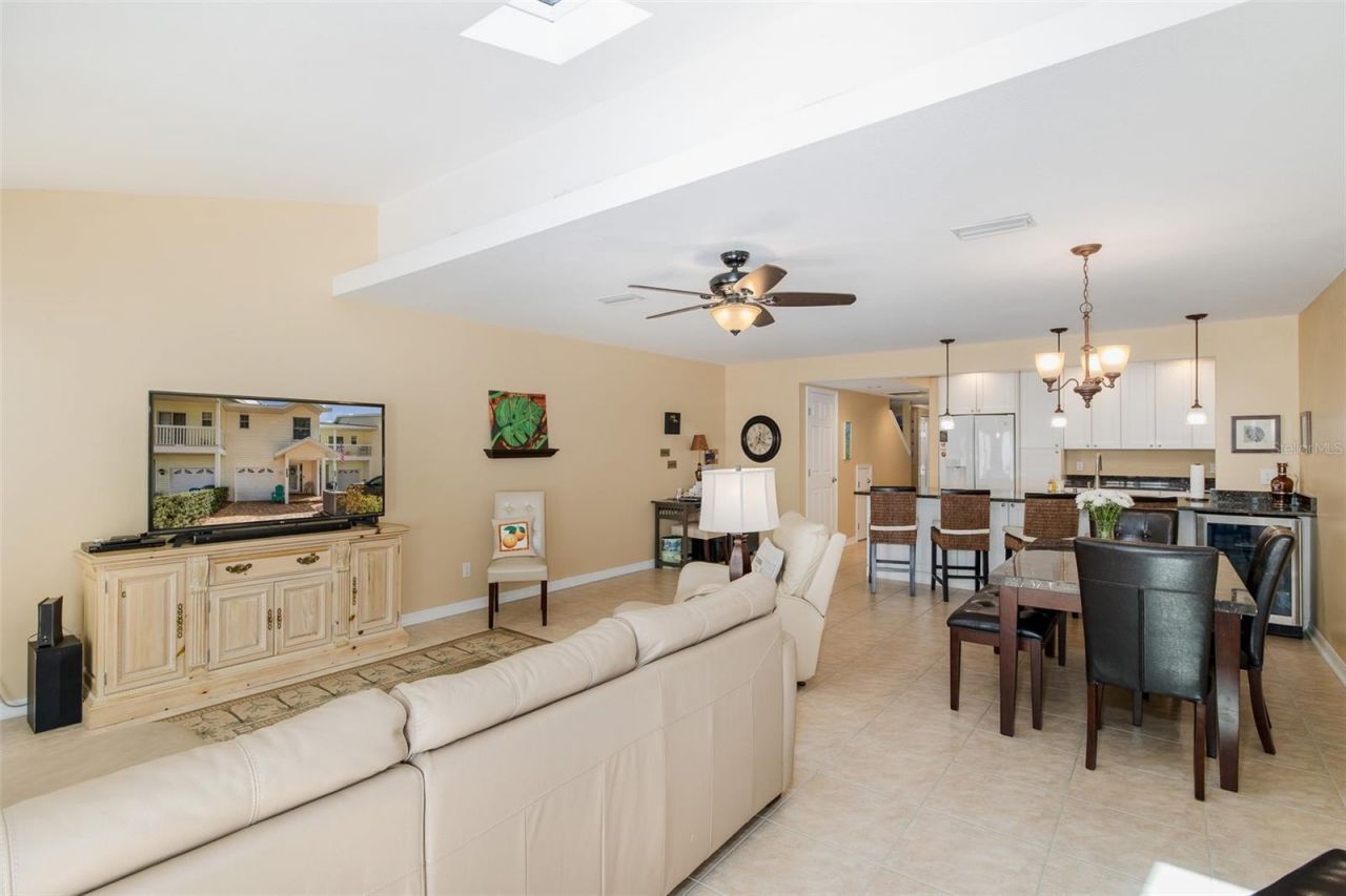 675 Broadway , Dunedin, FL 34698 Photo