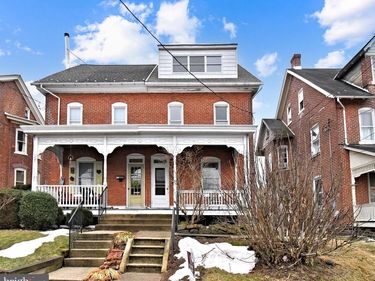 54 W CHESTNUT STREET, SOUDERTON, PA 18964
