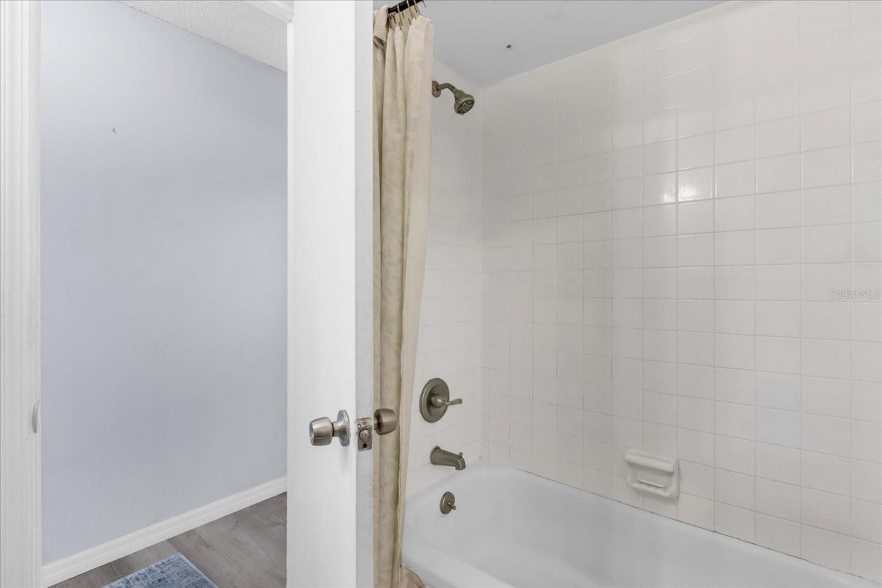 2001 Terhune Avenue , Orlando, FL 32818 Photo