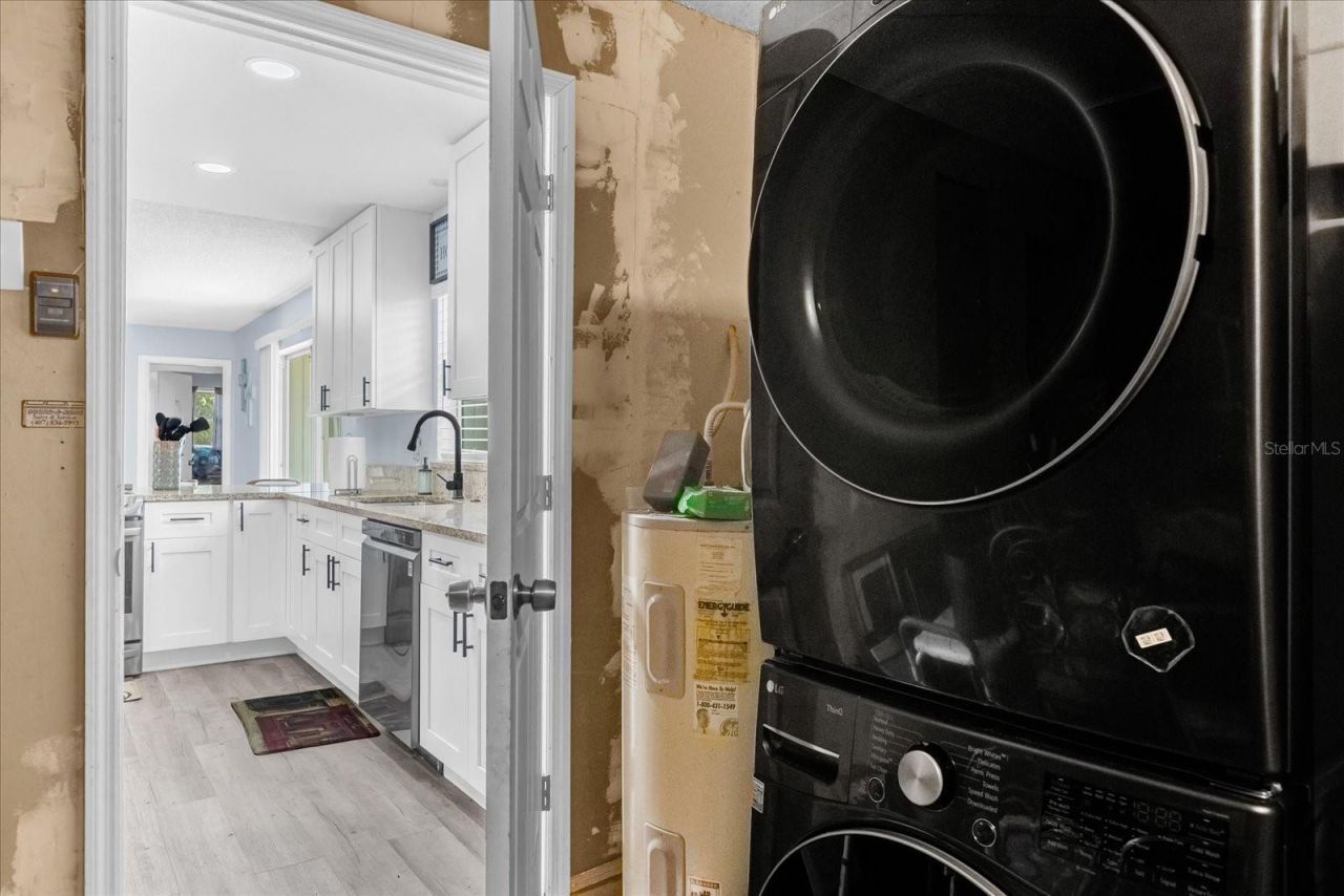 2001 Terhune Avenue , Orlando, FL 32818 Photo