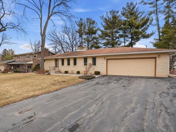 1323 97th AVENUE, Kenosha, WI 53144