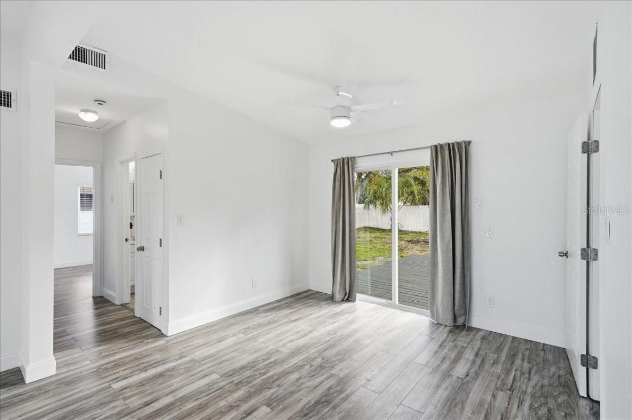 4398 Neptune Drive Se, Saint Petersburg, FL 33705 Photo