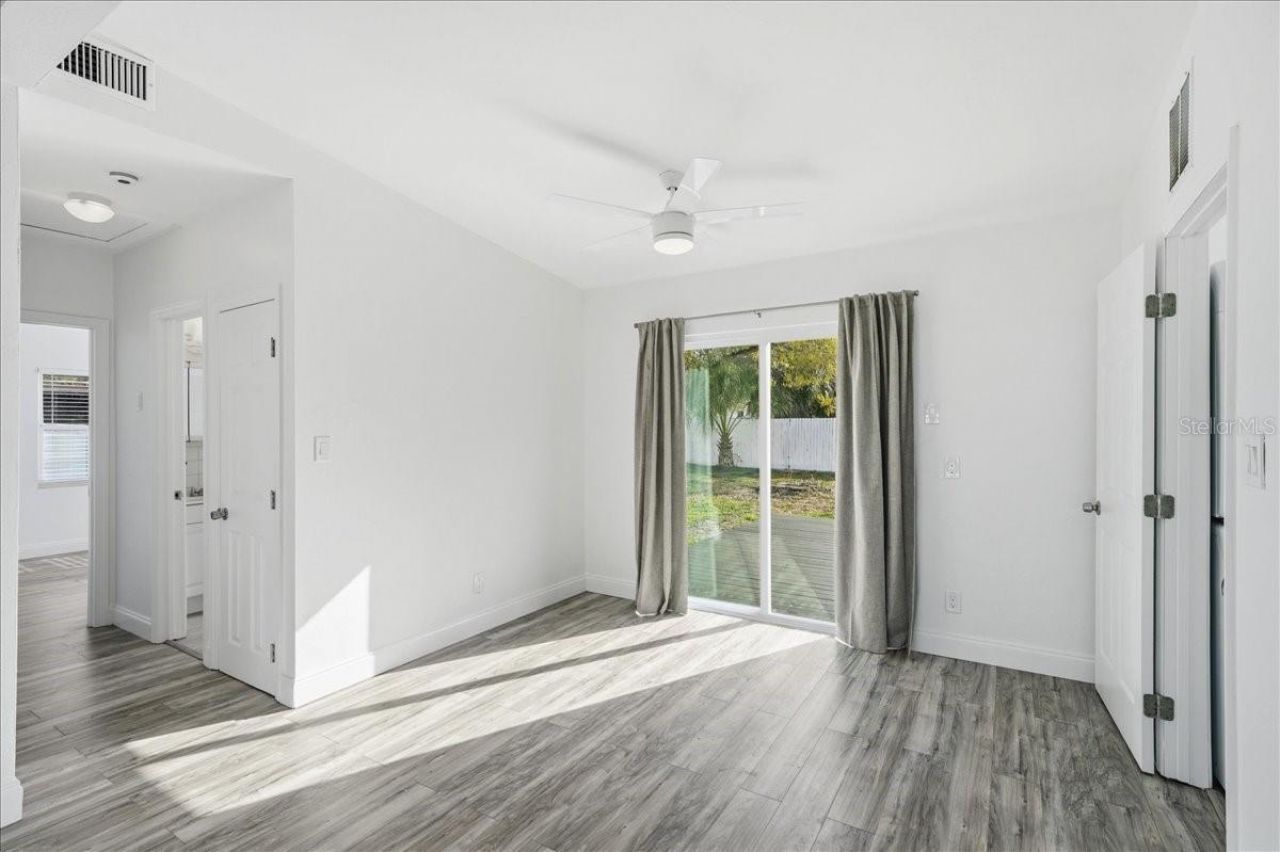 4398 Neptune Drive Se, Saint Petersburg, FL 33705 Photo