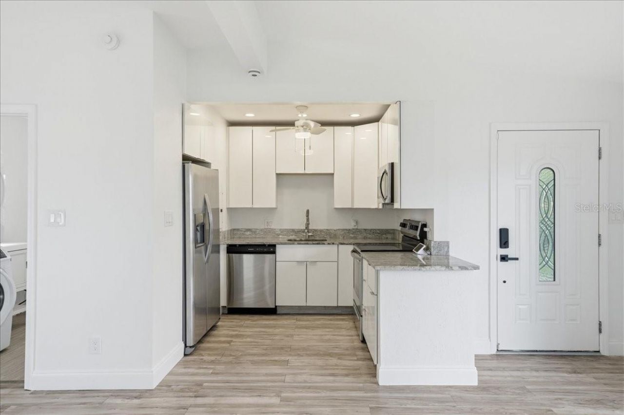 4398 Neptune Drive Se, Saint Petersburg, FL 33705 Photo