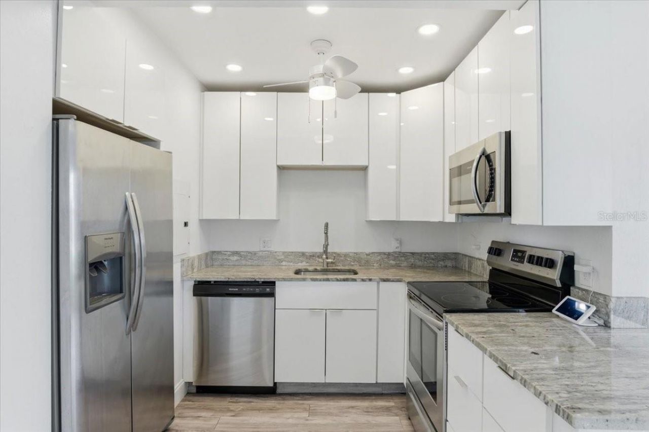 4398 Neptune Drive Se, Saint Petersburg, FL 33705 Photo