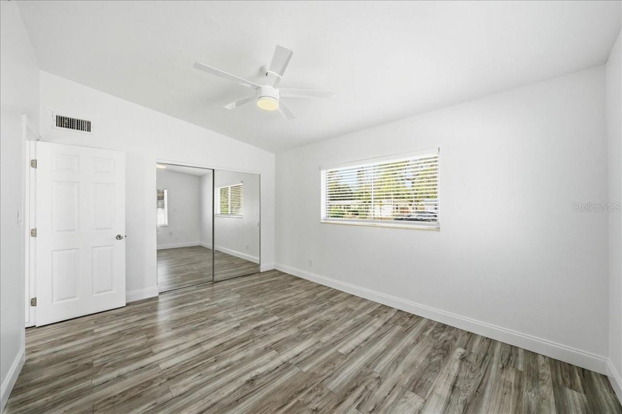 4398 Neptune Drive Se, Saint Petersburg, FL 33705 Photo