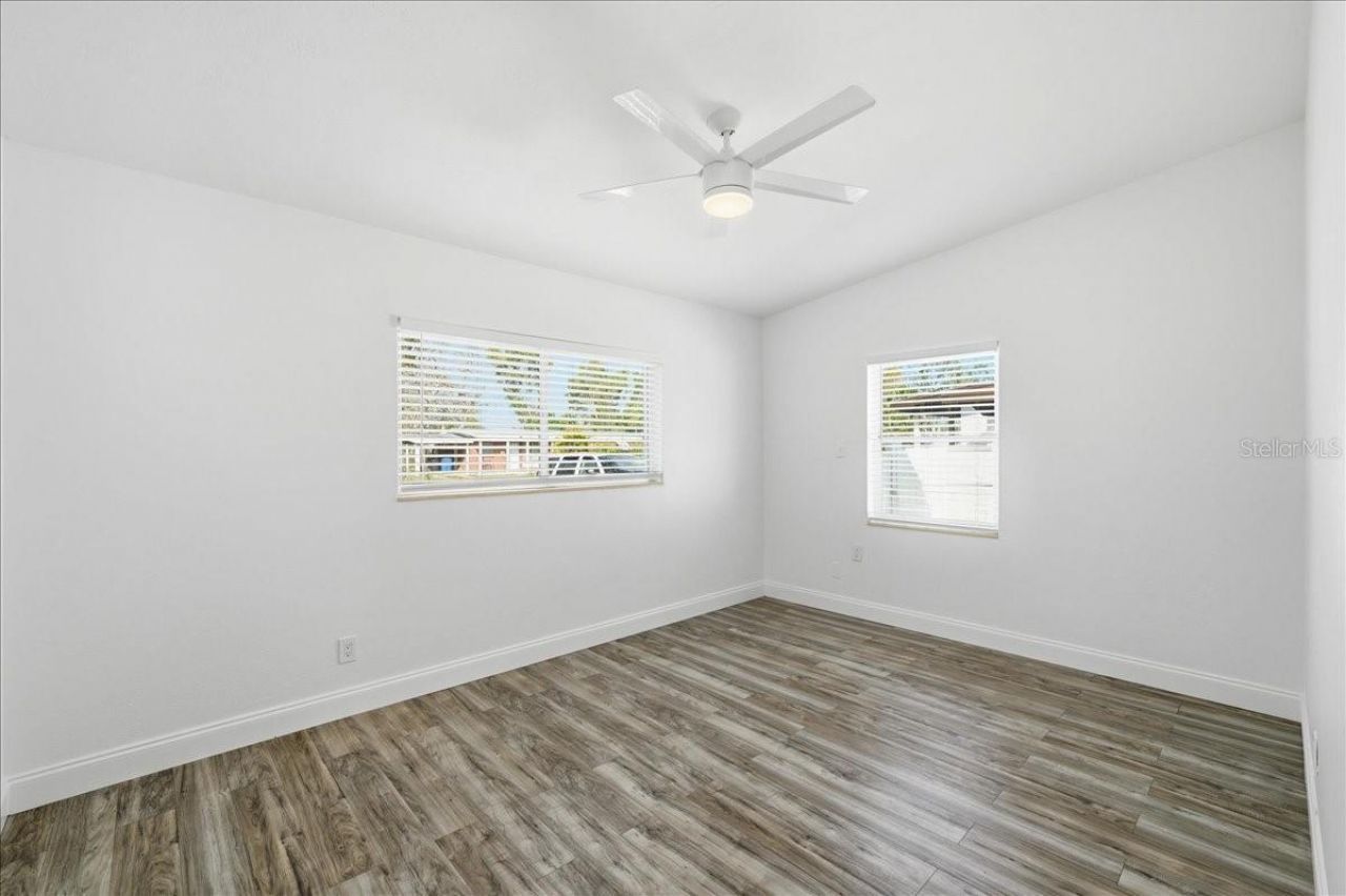 4398 Neptune Drive Se, Saint Petersburg, FL 33705 Photo