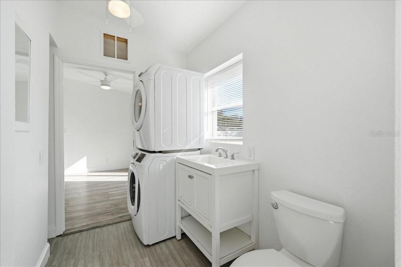 4398 Neptune Drive Se, Saint Petersburg, FL 33705 Photo