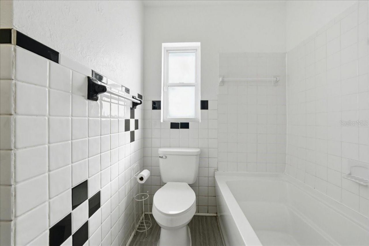 4398 Neptune Drive Se, Saint Petersburg, FL 33705 Photo