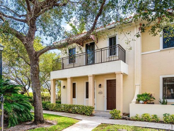 2501 Venetian Court, Boynton Beach, FL 33426