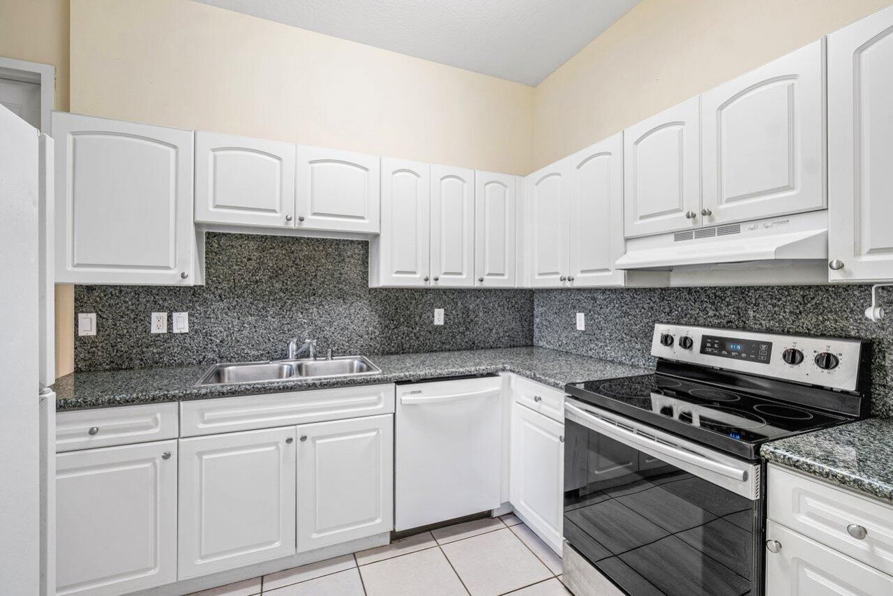 2501 Venetian Court, Boynton Beach, FL 33426 Photo