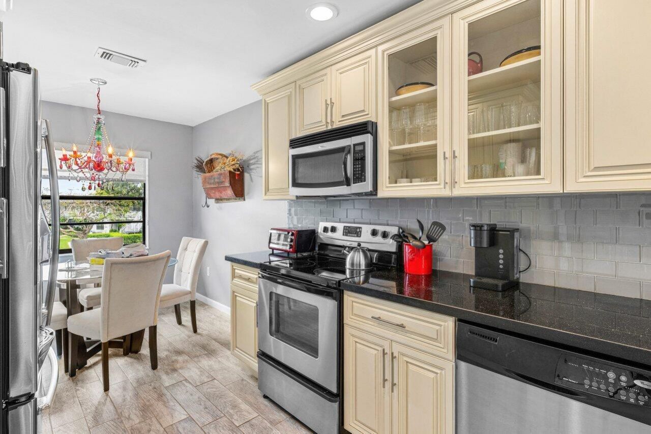 20 Southport Lane, Unit B, Boynton Beach, FL 33436 Photo