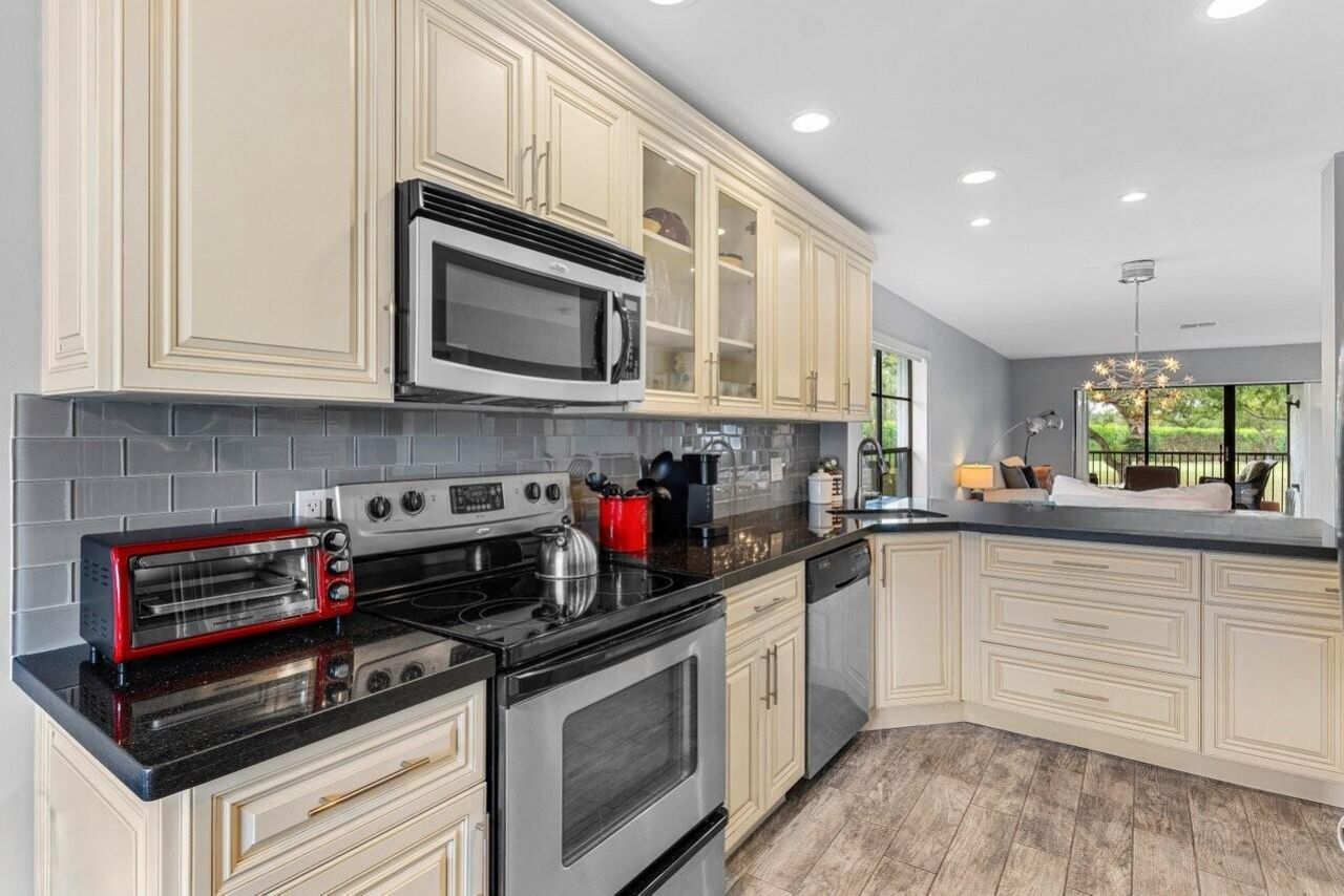 20 Southport Lane, Unit B, Boynton Beach, FL 33436 Photo