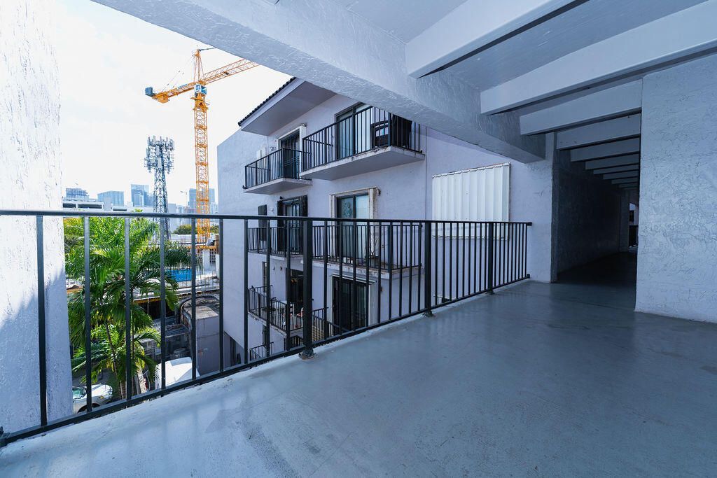 777 SW 9th Avenue, Unit 409, Miami, FL 33130 Photo