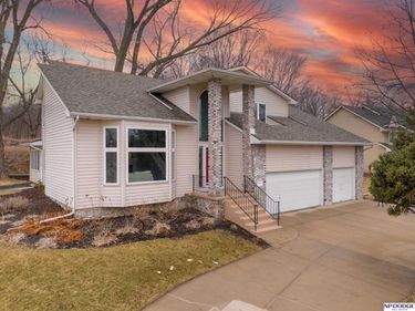 12525 Burt Street , Omaha, NE 68154