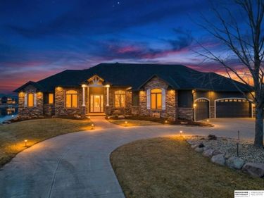 24920 Farnam Circle, Waterloo, NE 68069