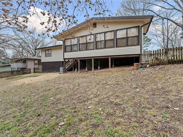 17 Evesham Lane, Bella Vista, AR 72714