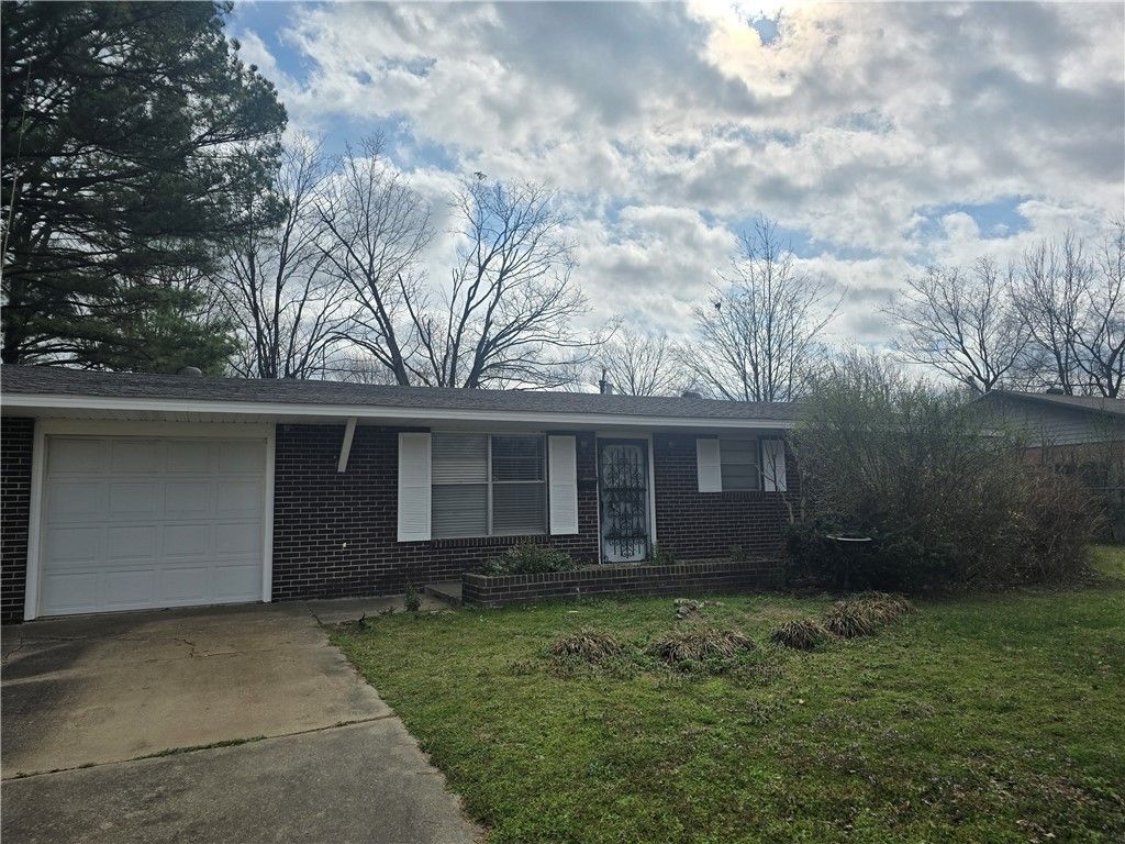 801 Morrison Place, Springdale, AR 72762 Main Photo