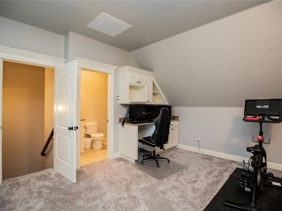 Property Image 29