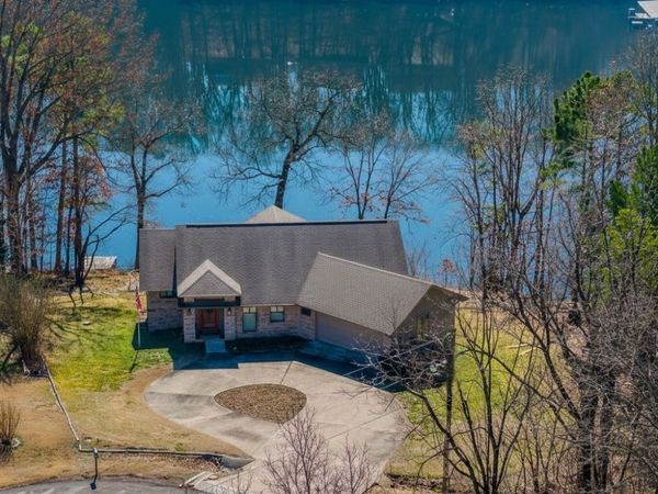 45 Newquay Lane, Bella Vista, AR 72714