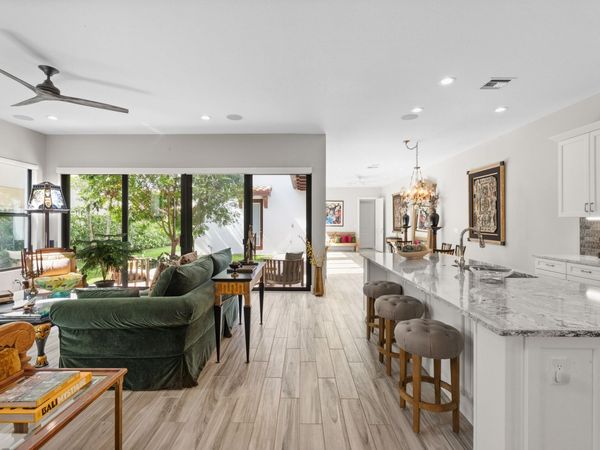 2093 Dickens Terrace, Palm Beach Gardens, FL 33418