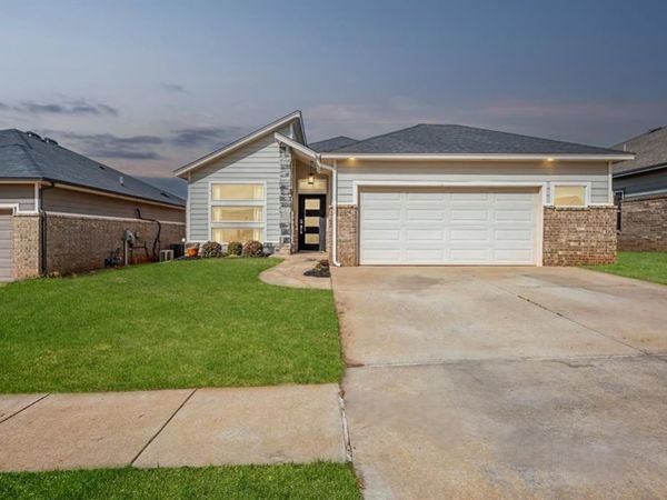 609 NW 182nd Street, Edmond, OK 73012