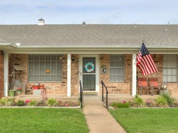 513 Maple Street, Unit 11, Weatherford, OK 73096
