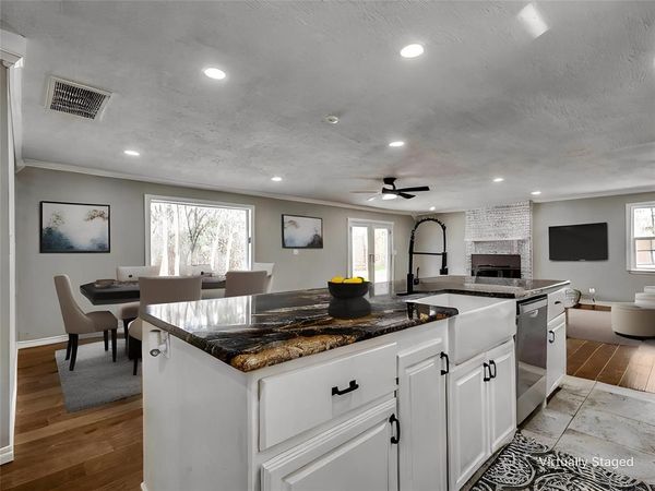 9925 Aztec Drive, Norman, OK 73026