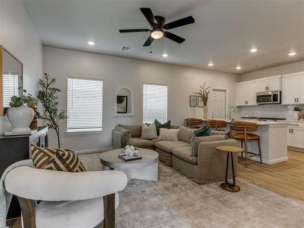 19508 Horseshoe Avenue, Edmond, OK 73012