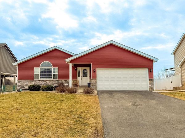 2303 Spring Run Lane, Lowell, IN 46356