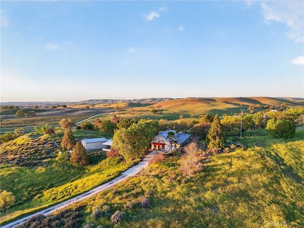 3476 Redtail, Creston, CA 93432