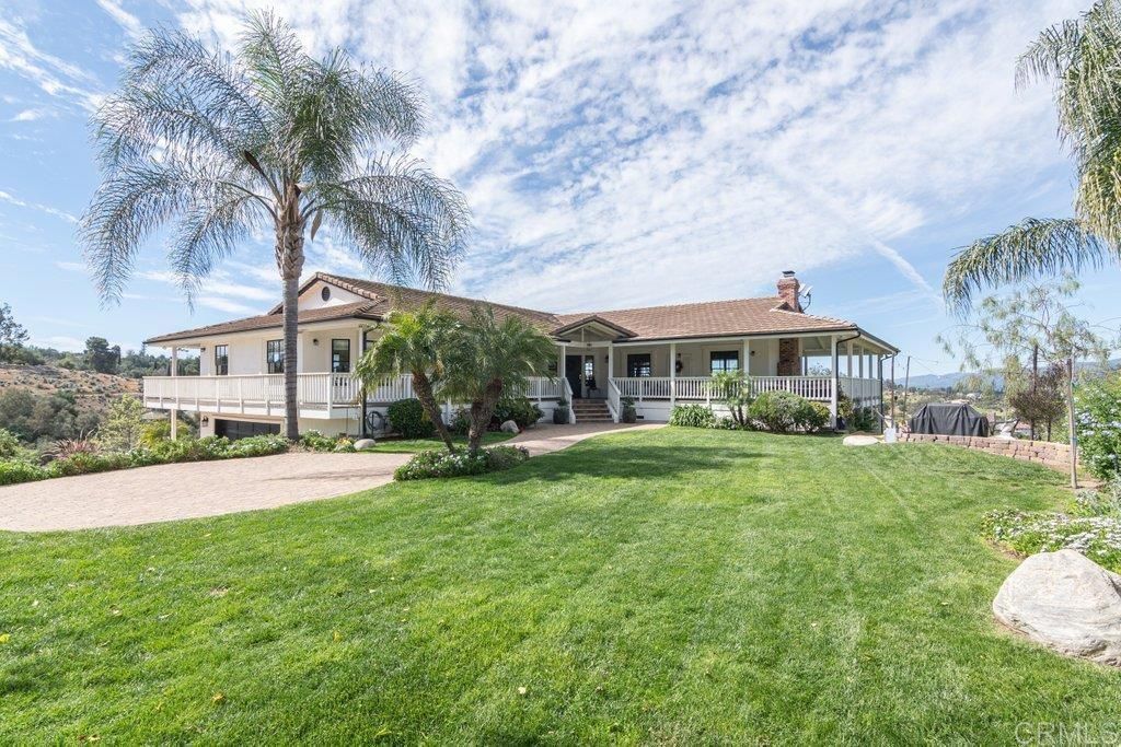 2187 Mil Sorpresas Drive Fallbrook, CA 92028