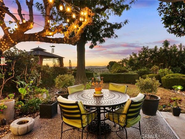 24811 Spadra, Mission Viejo, CA 92691