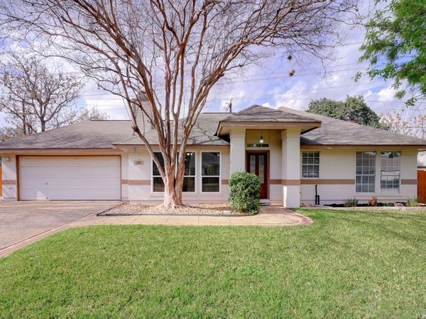 16757 Henderson, San Antonio, TX 78232