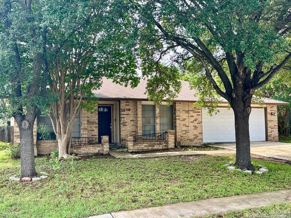 5619 Wood Walk, San Antonio, TX 78233