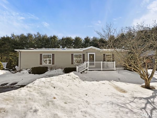 7 Circle, Windham, CT 06256