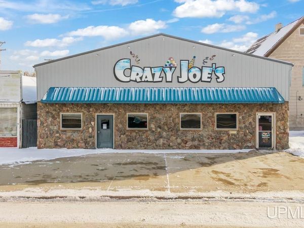 224 Stephenson Avenue, Escanaba, MI 49829